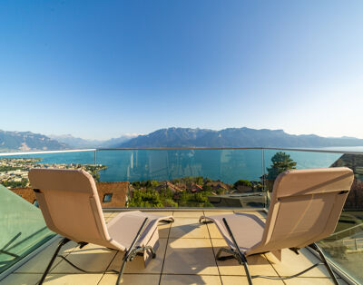 Modern 4 Bedroom Duplex Apartment with lake view in Chardonne