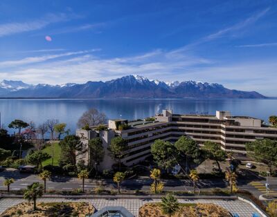 Spacious Panoramic Penthouse in Montreux